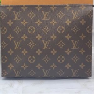 Toiletry Pouchette 26